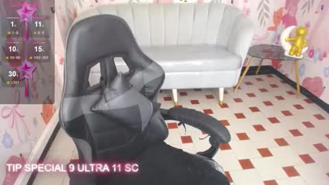 PARIS  online show from October 25, 3:14 am