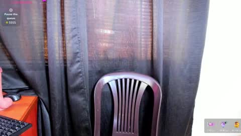 paris_evans_01 online show from December 17, 2:21 pm