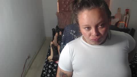 patty squirt87 online show from November 10, 4:18 am