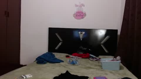 PAULA online show from August 6, 2:07 am