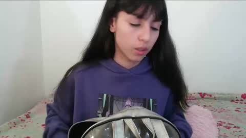 Snapshot of paulainblue chatting on September 22, 2:43 am   online show from September 22, 2:43 am