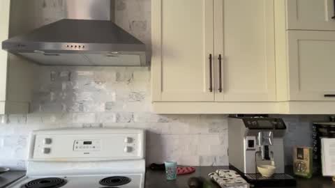 Snapshot of paulilafay chatting on September 17, 1:42 pm Paulila  Fay online show from September 17, 1:42 pm