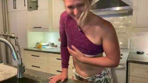 Snapshot of paulilafay chatting on September 13, 11:57 pm Paulila  Fay online show from September 13, 11:57 pm