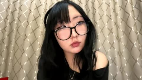 Yuna online show from February 25, 2:48 pm