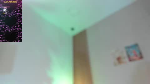 Snapshot of pawggirl18 chatting on October 20, 5:49 pm Dani online show from October 20, 5:49 pm