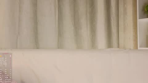 Beautiful Mila online show from February 27, 7:19 am