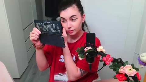 Peachy online show from April 26, 3:10 pm