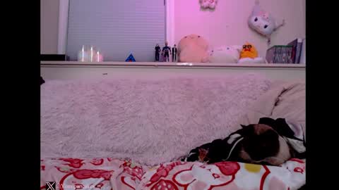 Snapshot of peachypeachgirl chatting on January 8, 2:25 am peachypeachgirl online show from January 8, 2:25 am