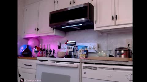 Snapshot of peachypeachgirl chatting on January 5, 4:14 am peachypeachgirl online show from January 5, 4:14 am