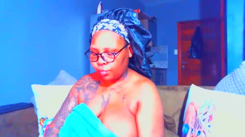 Pearl online show from March 10, 7:18 pm