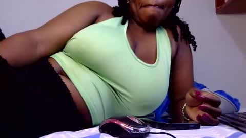 Snapshot of peekyshams chatting on October 15, 9:56 am peekyshams online show from October 15, 9:56 am