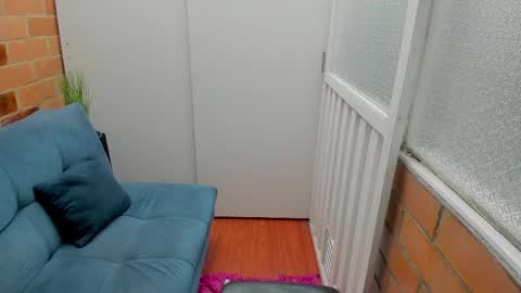 Penelope online show from April 15, 7:14 pm