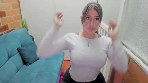 Penelope online show from December 15, 7:19 pm