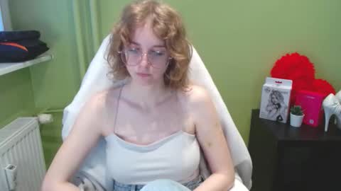 Penny online show from December 2, 8:05 am