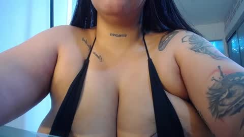 Snapshot of pennyomelons chatting on October 15, 3:58 pm My onlyfans   online show from October 15, 3:58 pm