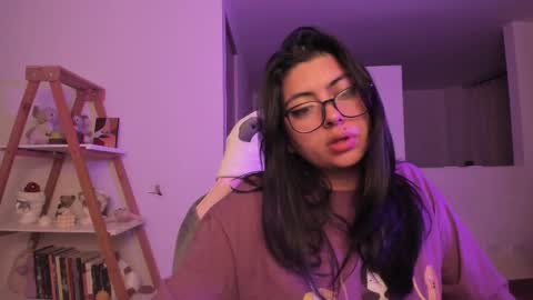 Sarah Ana Banana online show from February 17, 3:15 am