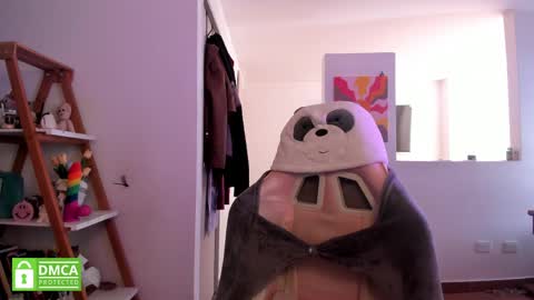 Sarah Ana Banana online show from April 18, 4:42 pm