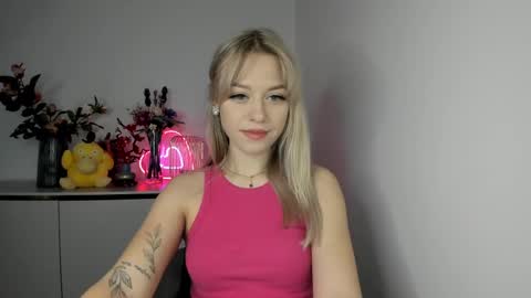 Snapshot of perfectxcindy chatting on February 19, 6:22 am Cindy online show from February 19, 6:22 am