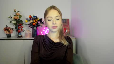 Cindy online show from November 12, 7:28 am