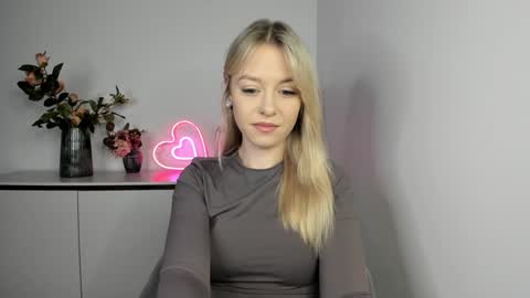 Snapshot of perfectxcindy chatting on January 25, 7:06 am Cindy online show from January 25, 7:06 am