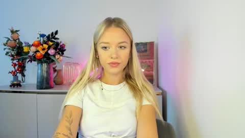 Snapshot of perfectxcindy chatting on September 11, 5:41 am Cindy online show from September 11, 5:41 am