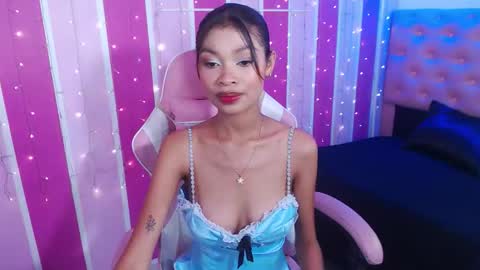 Perla online show from February 27, 5:35 pm