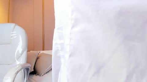 PerlaPreciosa online show from September 26, 4:21 am