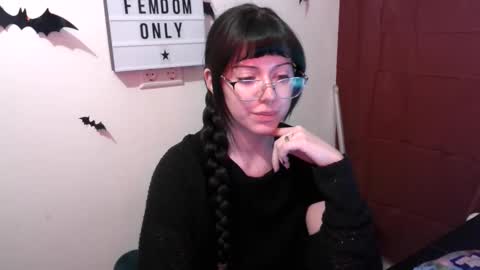 Persephone online show from April 3, 1:42 pm