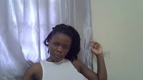 petite_melan online show from November 8, 10:42 am