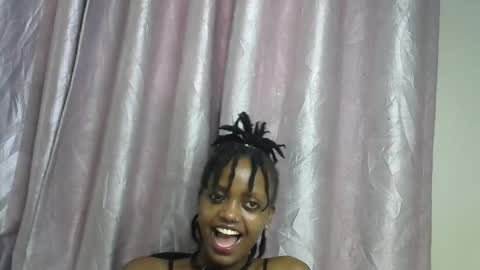 petite_star2 online show from December 1, 9:24 am