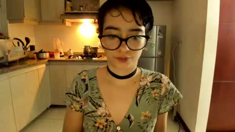 Lunna online show from June 11, 12:54 am