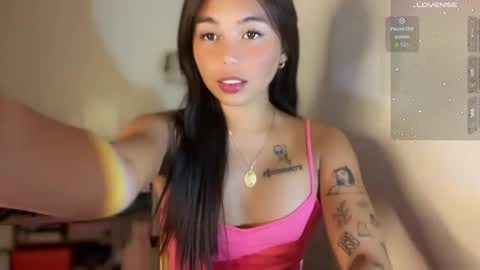 Snapshot of petitegirlx69 chatting on September 18, 6:17 pm miss lisa online show from September 18, 6:17 pm