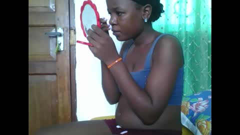 petitesweetchiq online show from January 9, 10:41 am