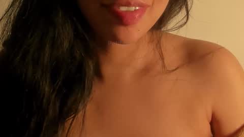 Snapshot of petitgirl_ chatting on September 24, 1:26 am  J A S S  online show from September 24, 1:26 am