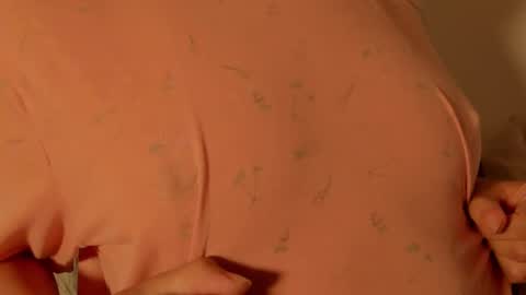 Snapshot of petitgirl_ chatting on March 5, 4:57 am  J A S S  online show from March 5, 4:57 am