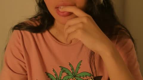 Snapshot of petitgirl_ chatting on March 12, 6:07 am  J A S S  online show from March 12, 6:07 am