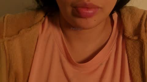 Snapshot of petitgirl_ chatting on October 5, 2:49 am  J A S S  online show from October 5, 2:49 am