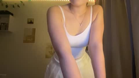 Snapshot of pettykyper chatting on October 17, 2:42 pm Katie online show from October 17, 2:42 pm