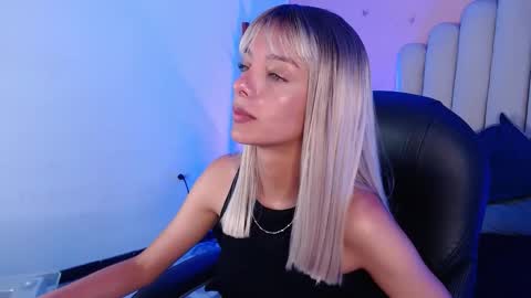 Snapshot of peyton_gh chatting on September 29, 4:06 am Peyton online show from September 29, 4:06 am