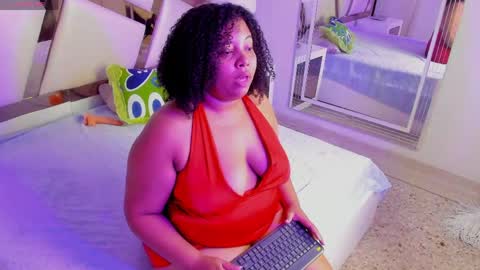 phyllisdunbar online show from April 15, 7:36 pm
