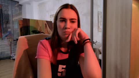 Jenny online show from November 25, 1:02 pm