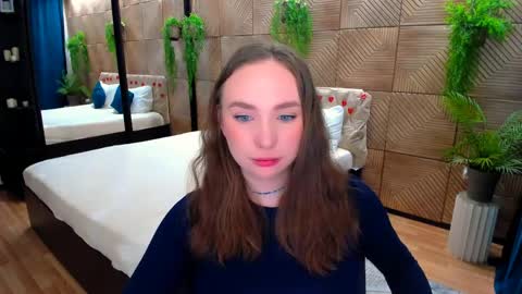 Emelie online show from April 5, 10:14 am