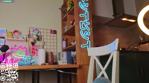 Mia or ur fav booty P online show from February 28, 5:18 am