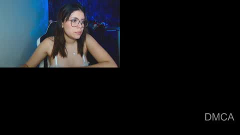 Andrea G online show from December 5, 3:04 am