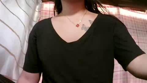 Snapshot of pinay_janella10 chatting on September 12, 4:13 am pinay_janella10 online show from September 12, 4:13 am