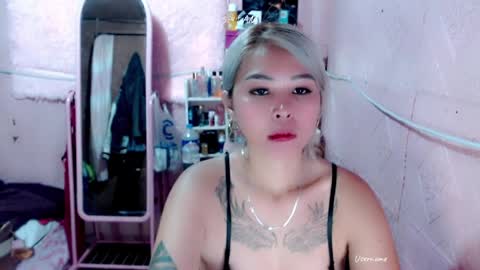 pinay_romancee online show from March 31, 9:42 am