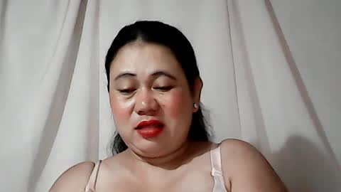 pinaymama12345 online show from June 14, 10:32 pm