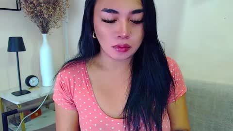 Just cath  online show from March 10, 10:55 pm