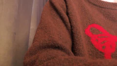       online show from February 3, 6:40 am