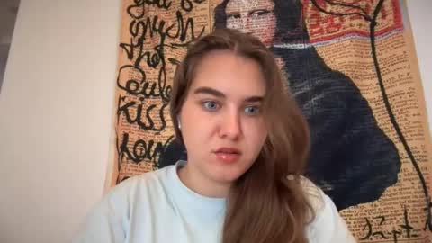 Susie online show from January 17, 4:09 am